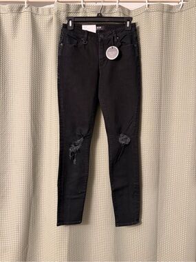 Neuw Black Ripped Skinny Jeans